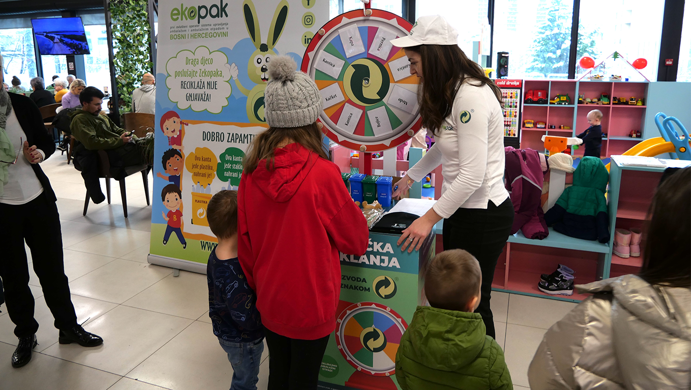 Promocija Zelene tačke u Mercatoru 4